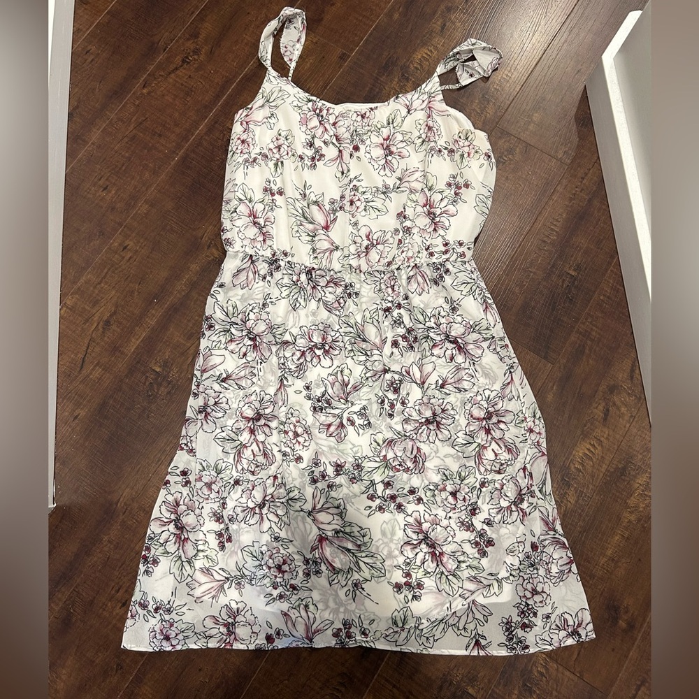 Reitmans White Dress with Pink Floral and Green Leaves